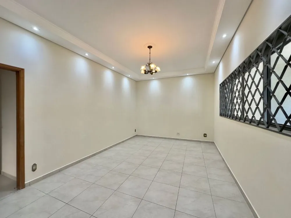 Casa, 4 quartos, 232 m² - Foto 4