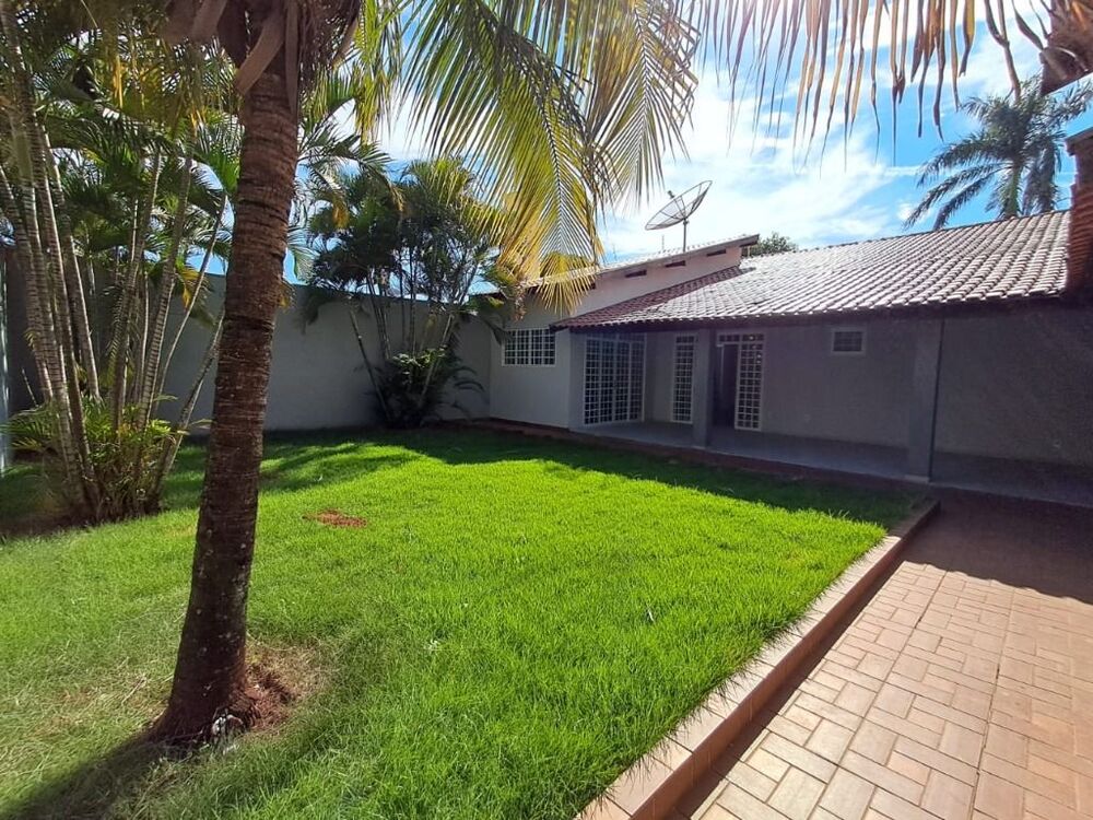Casa para alugar com 5 quartos, 270m² - Foto 4