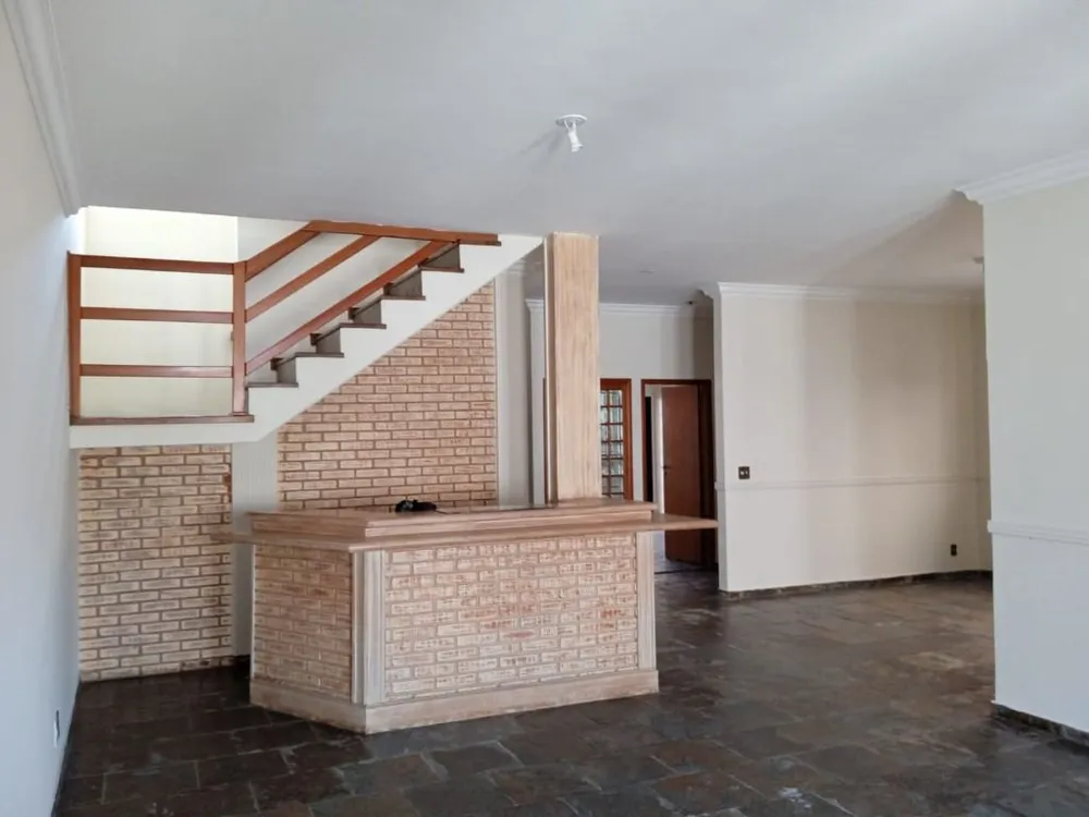 Casa, 3 quartos, 250 m² - Foto 3