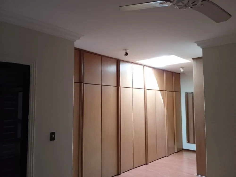 Casa, 3 quartos, 250 m² - Foto 4