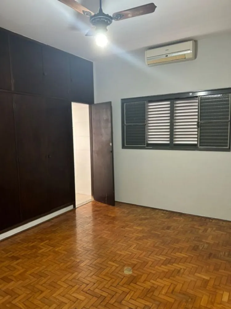 Casa, 3 quartos, 230 m² - Foto 2