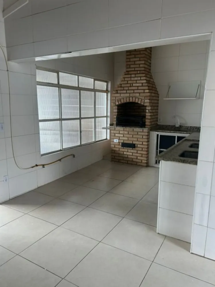 Casa, 3 quartos, 230 m² - Foto 4