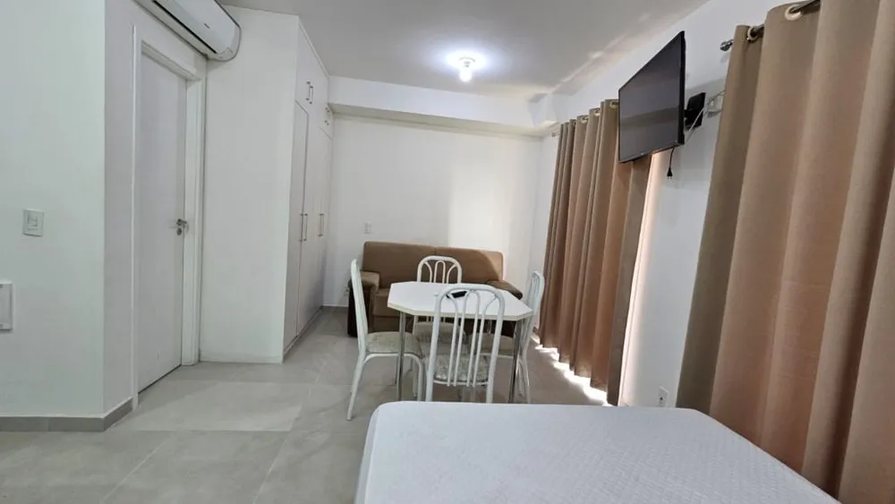 Apartamento, 1 quarto, 33 m² - Foto 2