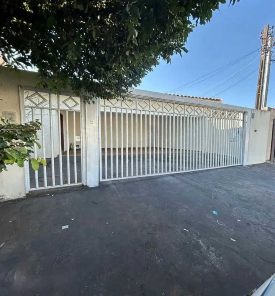 Casa, 3 quartos, 130 m² - Foto 1