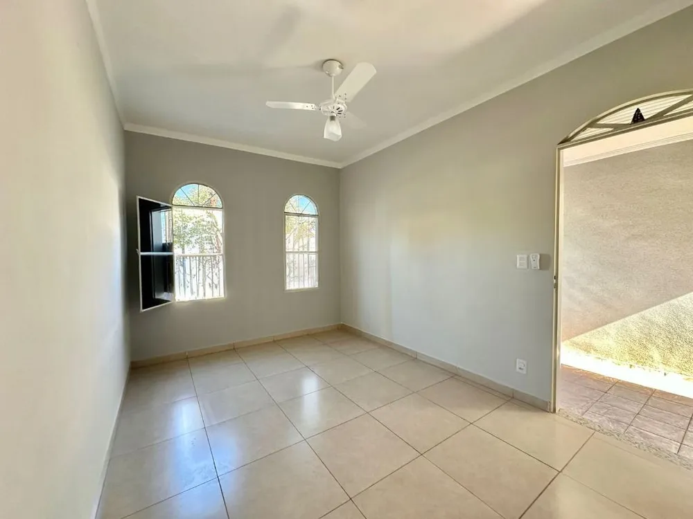 Casa, 3 quartos, 160 m² - Foto 3