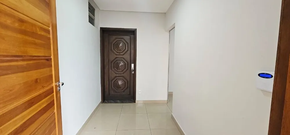 Casa, 3 quartos, 325 m² - Foto 1
