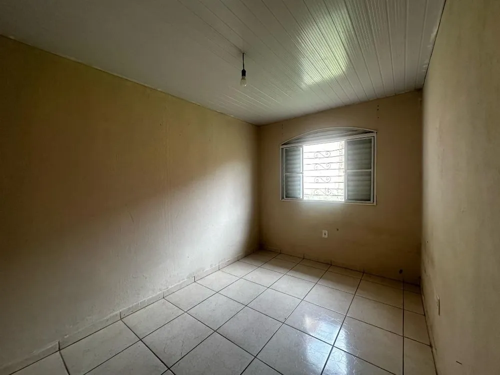 Casa, 5 quartos, 300 m² - Foto 2