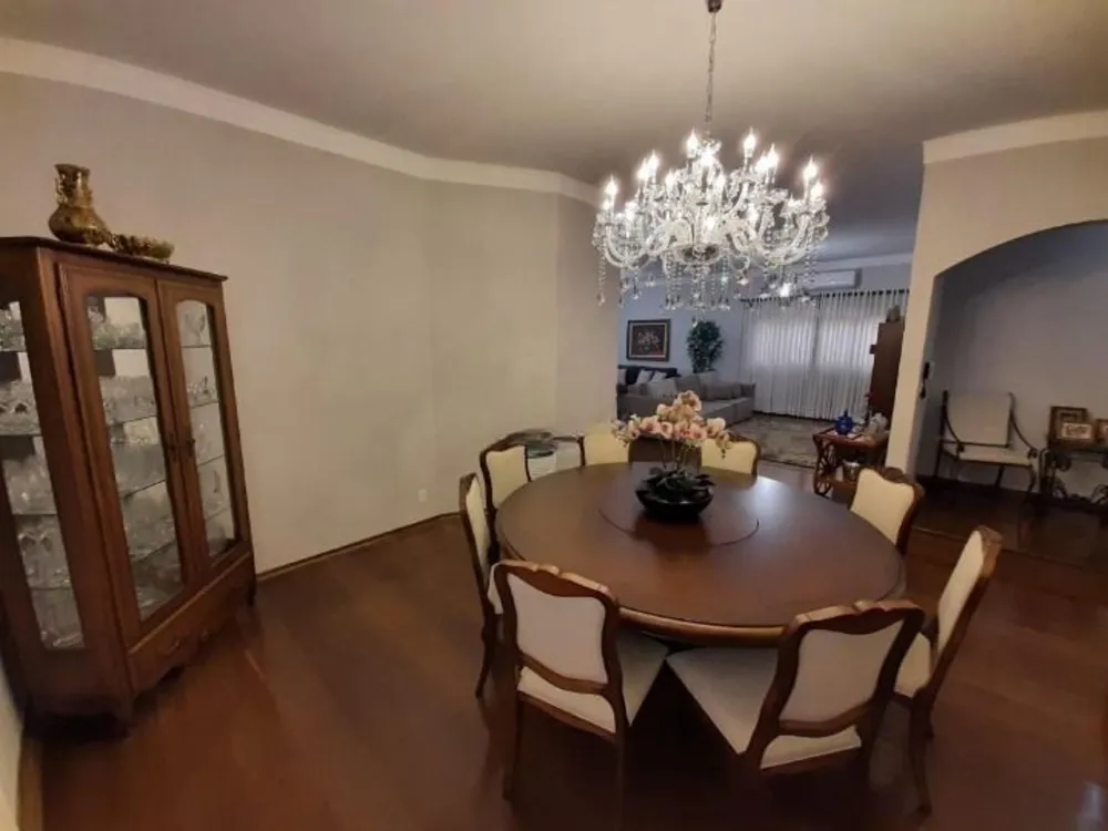 Casa, 3 quartos, 294 m² - Foto 4