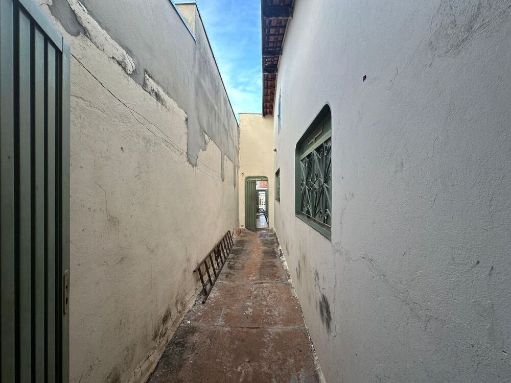 Casa à venda com 3 quartos, 158m² - Foto 11
