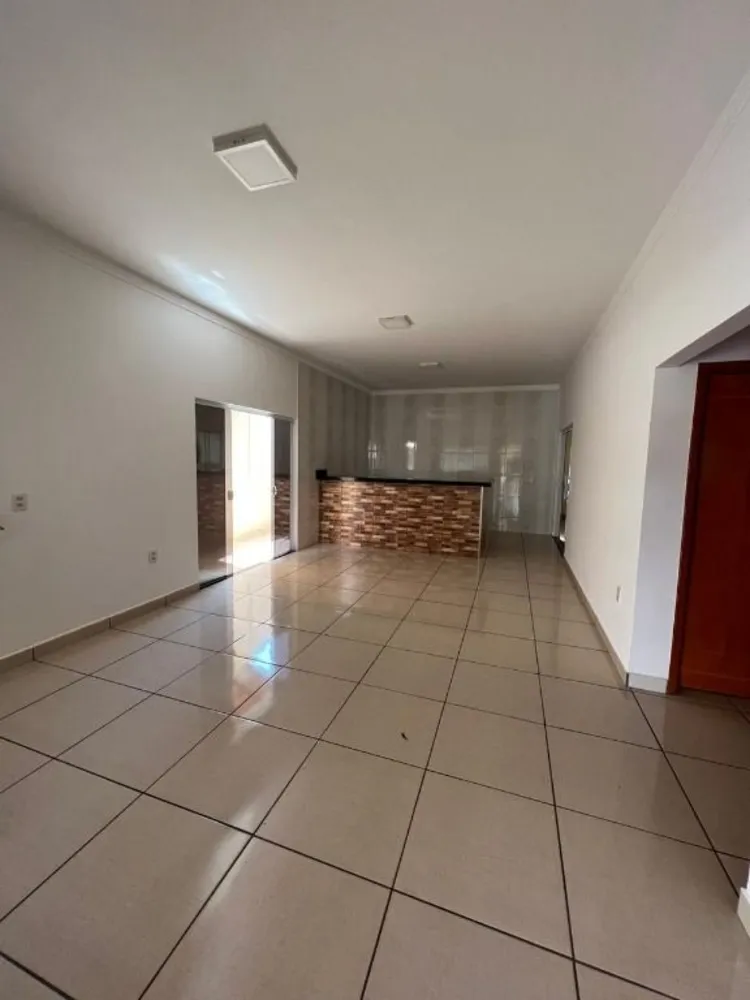 Casa, 2 quartos, 150 m² - Foto 2