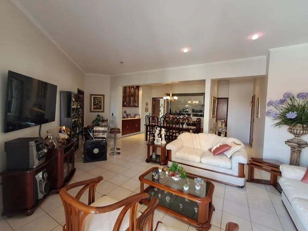 Apartamento, 4 quartos, 240 m² - Foto 2