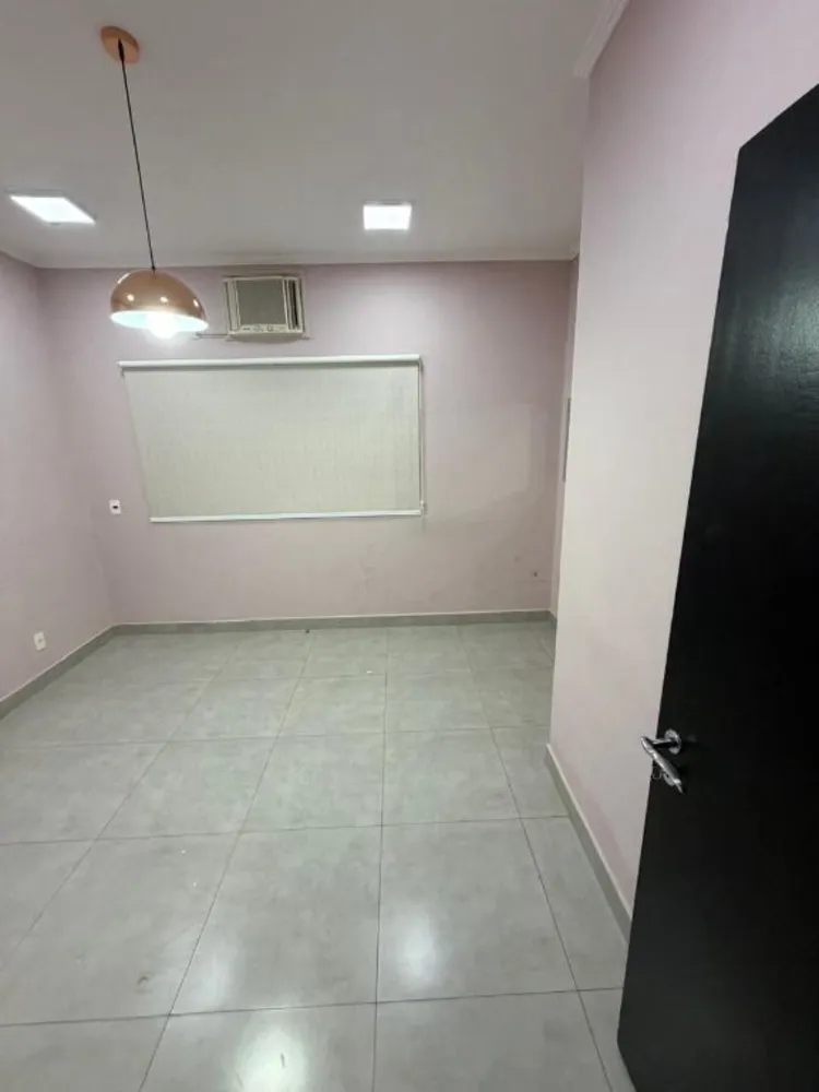 Casa, 1 quarto, 251 m² - Foto 4