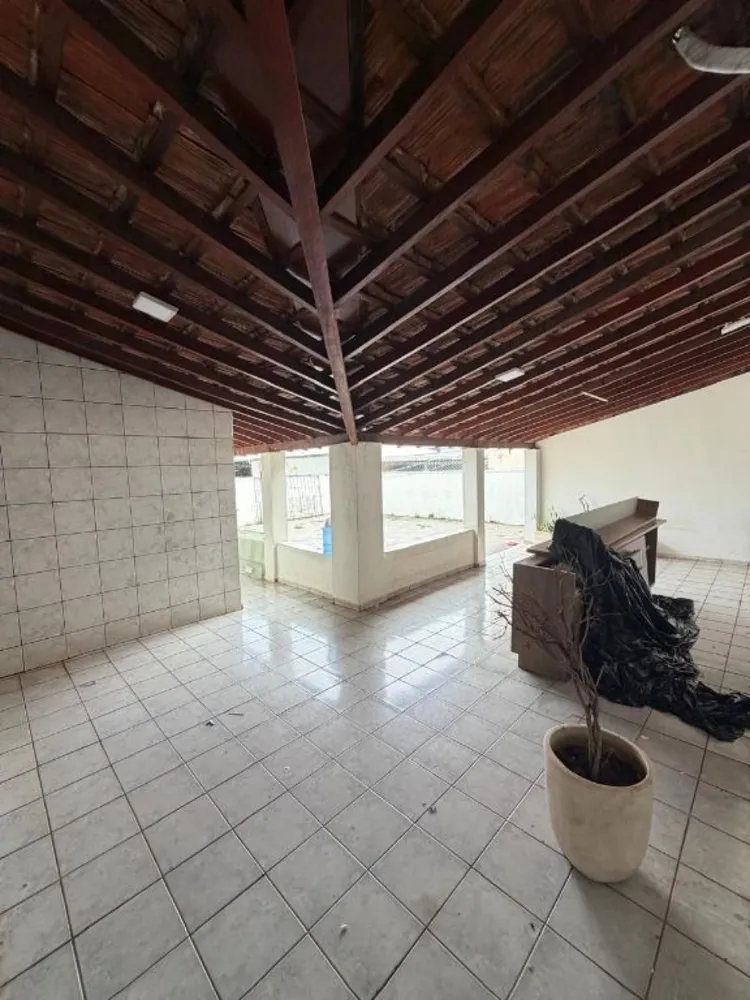 Casa, 1 quarto, 251 m² - Foto 8
