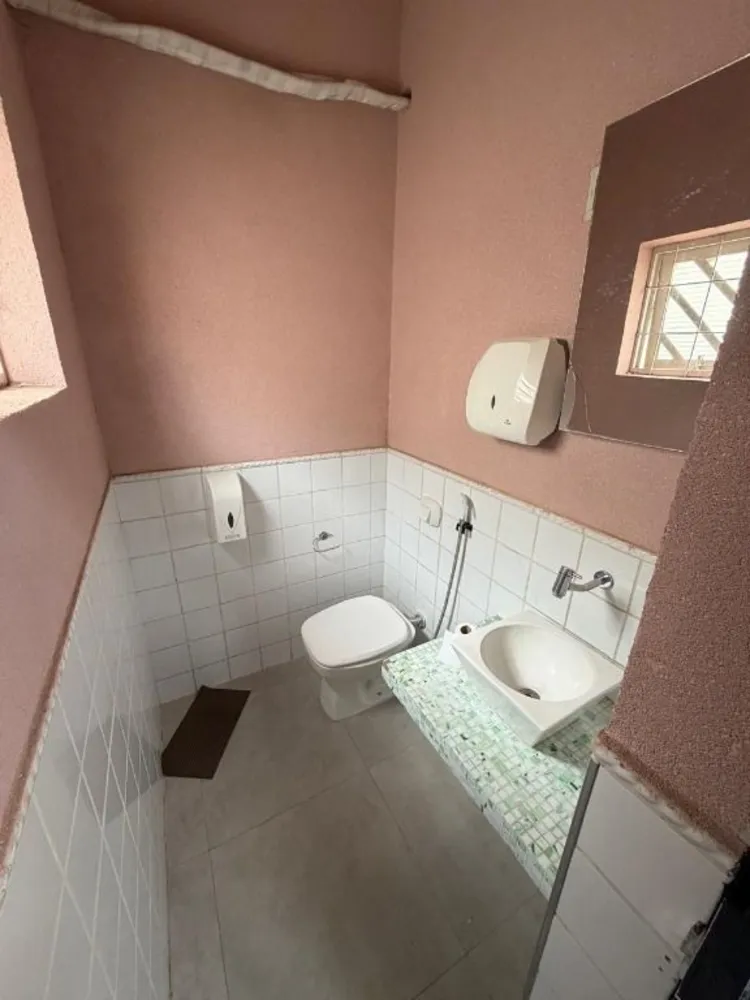 Casa, 1 quarto, 251 m² - Foto 7