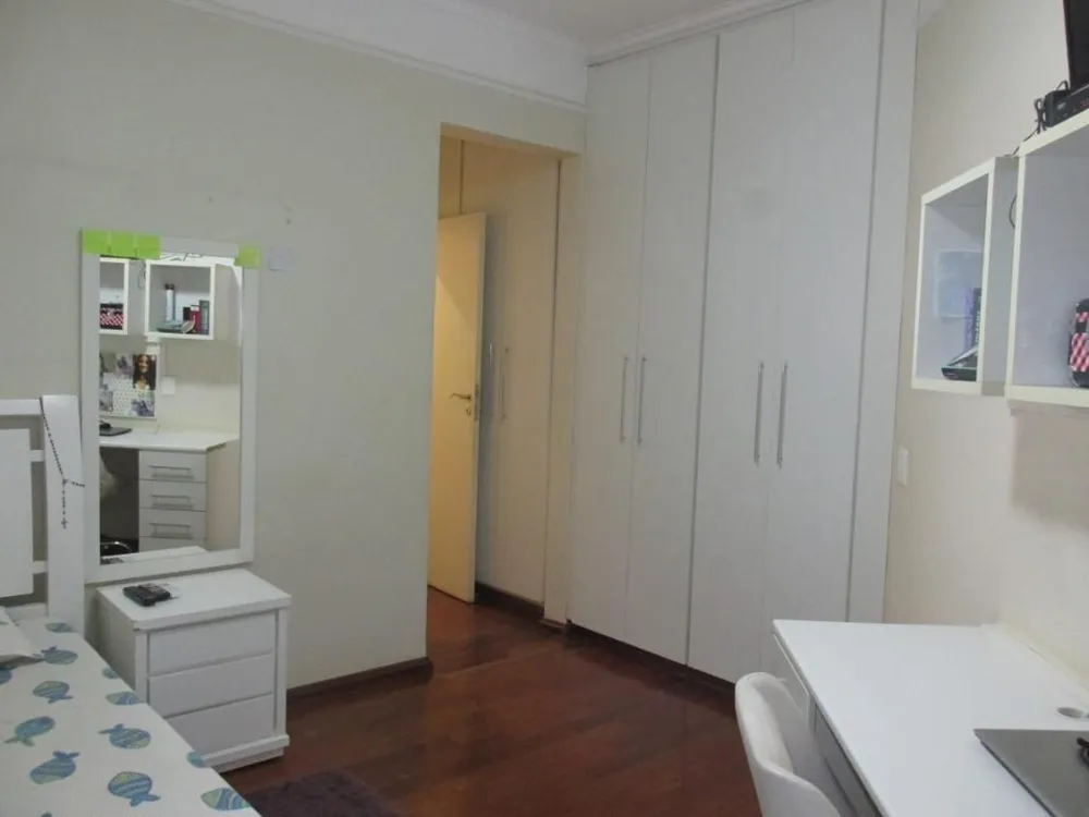 Apartamento, 3 quartos, 230 m² - Foto 1