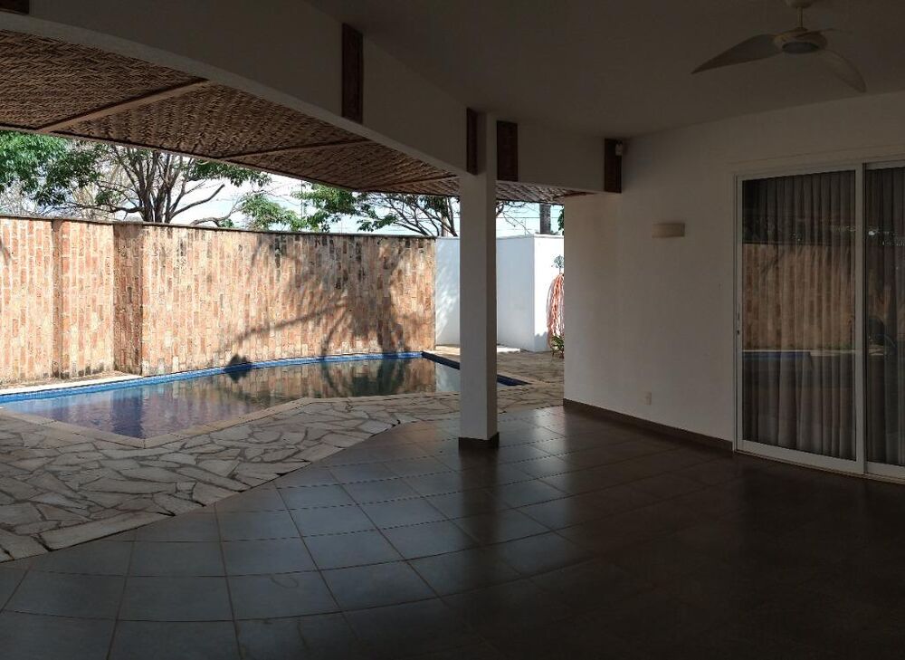 Casa à venda com 3 quartos, 360m² - Foto 20