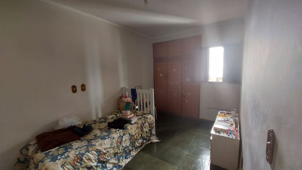 Apartamento à venda com 2 quartos, 68m² - Foto 2