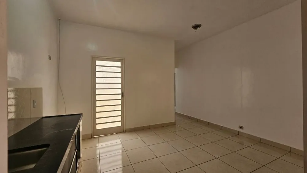 Casa, 7 quartos, 130 m² - Foto 3