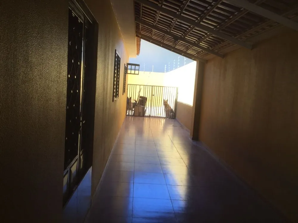 Casa, 3 quartos, 319 m² - Foto 2