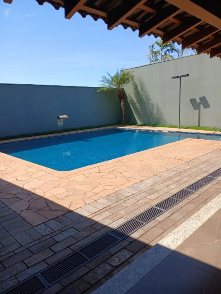 Casa, 3 quartos, 342 m² - Foto 1