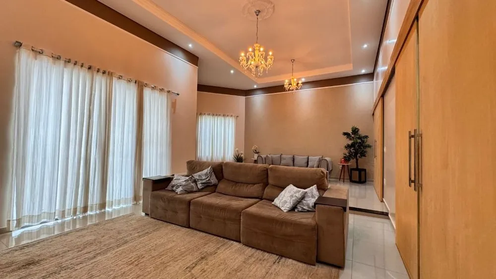 Casa, 3 quartos, 315 m² - Foto 1