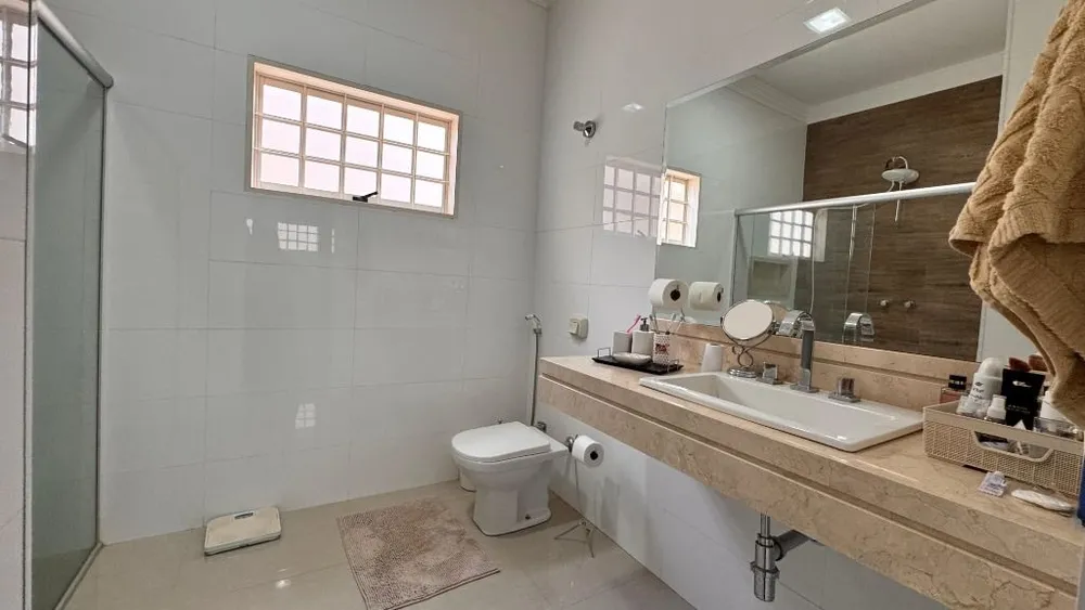 Casa, 3 quartos, 315 m² - Foto 3