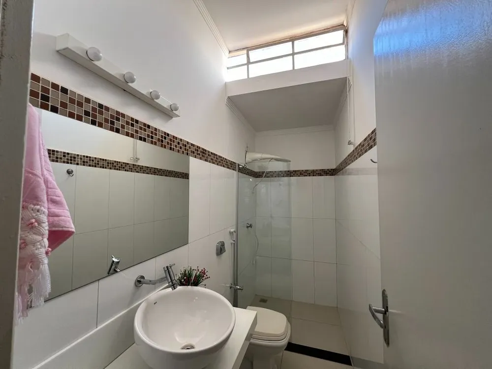 Casa, 4 quartos, 220 m² - Foto 4