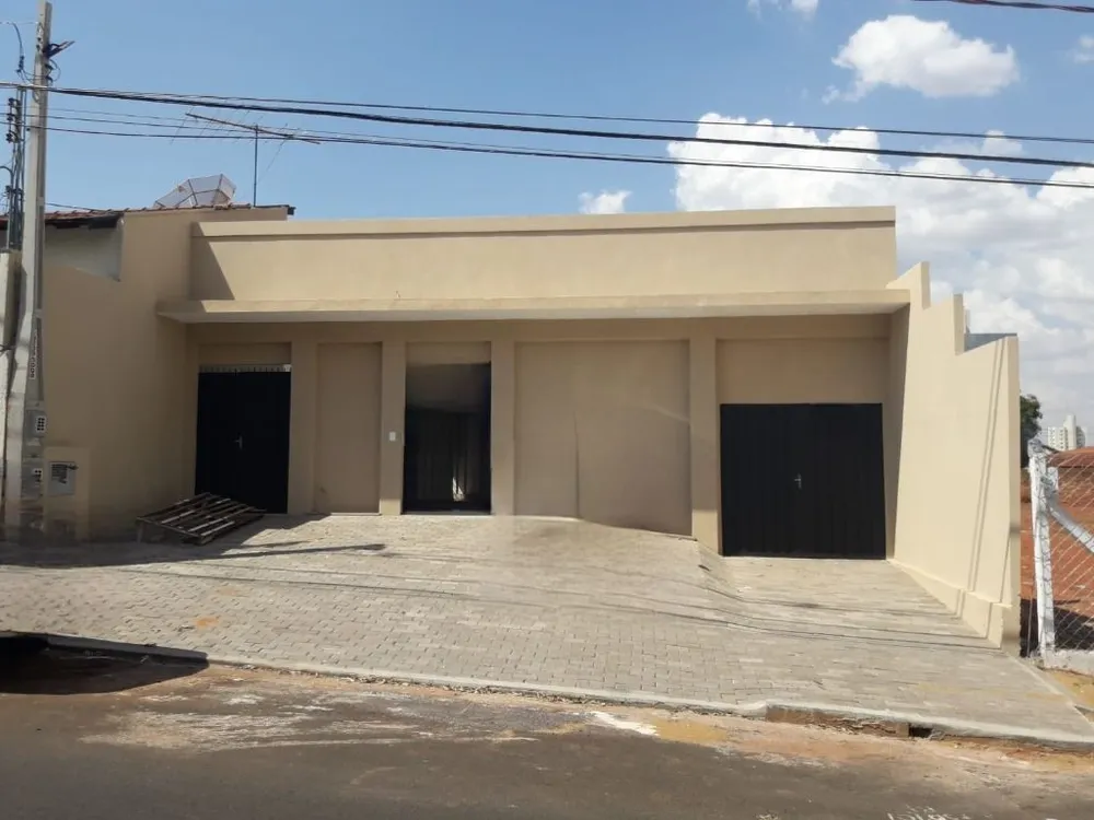Casa, 1 quarto, 160 m² - Foto 1