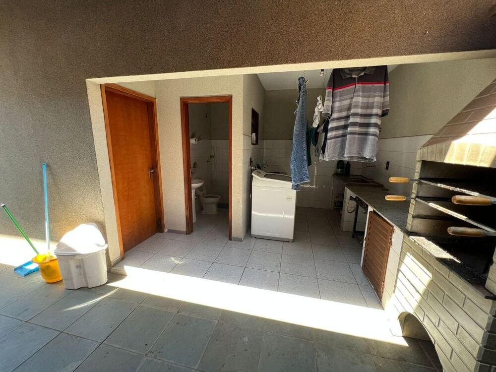 Casa à venda com 3 quartos, 164m² - Foto 6