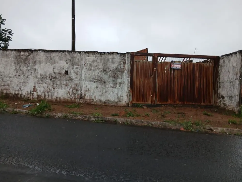 Terreno, 240 m² - Foto 1