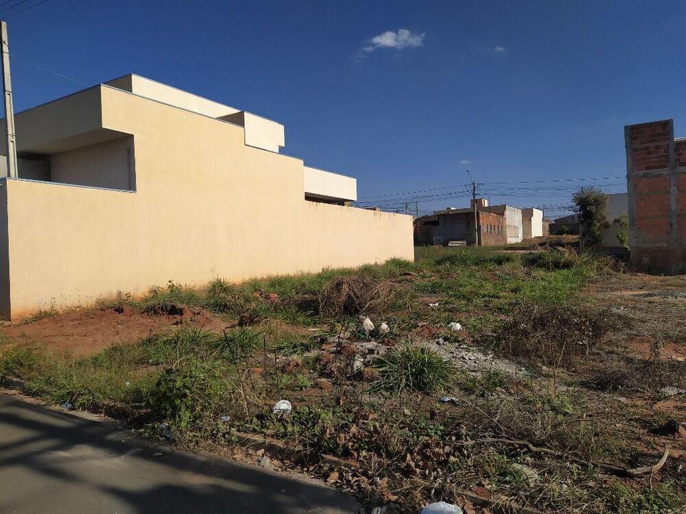 Terreno à venda, 200m² - Foto 2