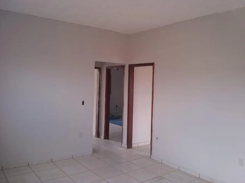 Casa, 2 quartos, 200 m² - Foto 2