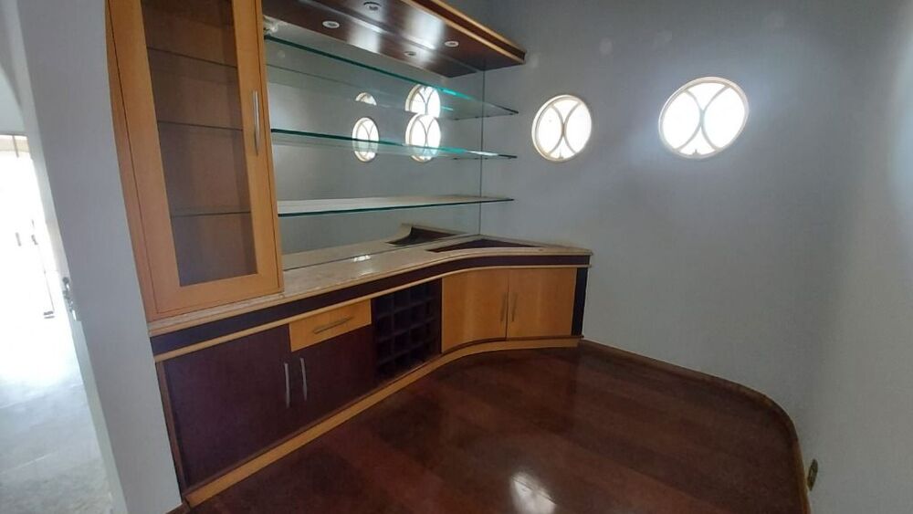 Casa à venda e aluguel com 4 quartos, 850m² - Foto 3
