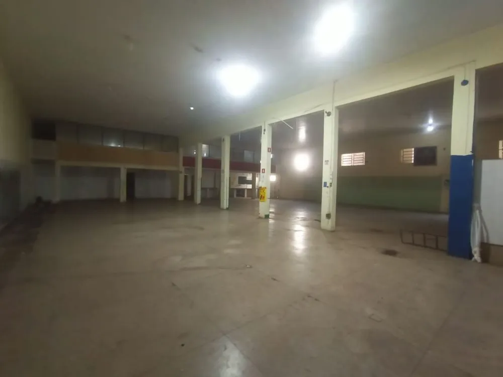 Loja-Salão, 1000 m² - Foto 2
