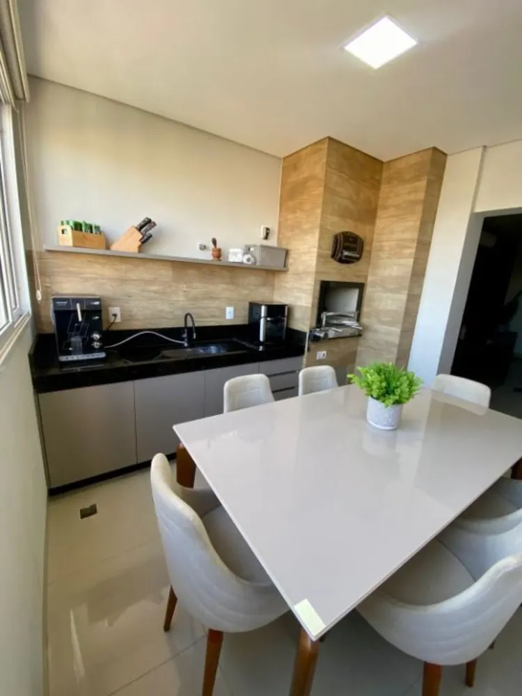 Apartamento, 3 quartos, 95 m² - Foto 2