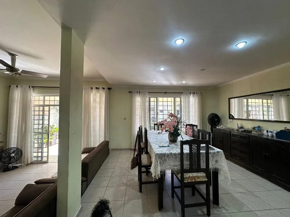 Casa, 2 quartos, 390 m² - Foto 1
