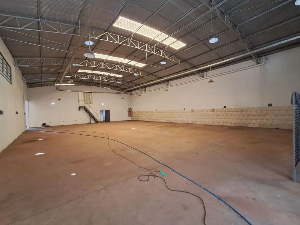 Loja-Salão, 660 m² - Foto 2