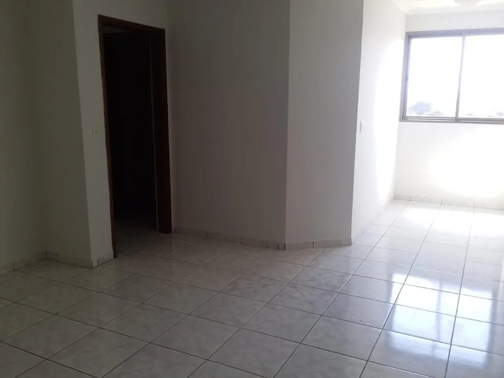 Apartamento, 3 quartos, 100 m² - Foto 2