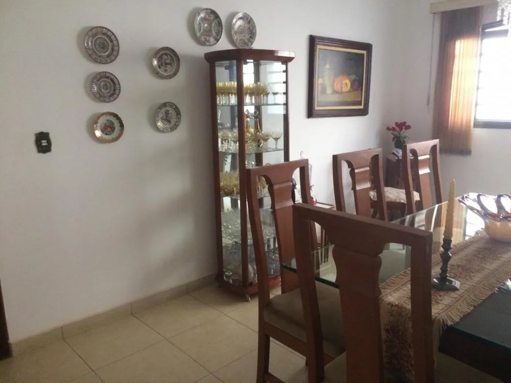 Casa, 3 quartos, 210 m² - Foto 6