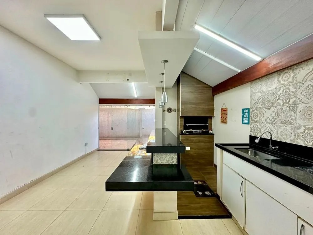 Casa, 3 quartos, 200 m² - Foto 11