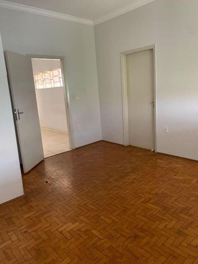 Apartamento para alugar com 3 quartos, 100m² - Foto 4