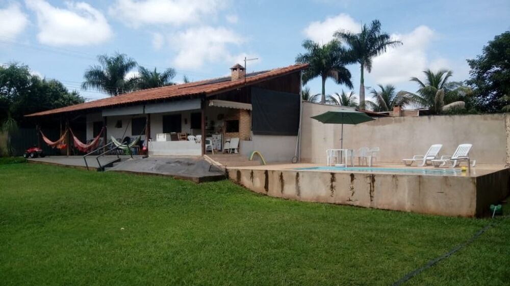 Chácara à venda com 2 quartos, 1000m² - Foto 1