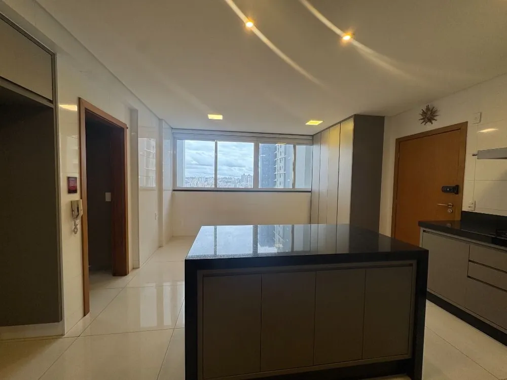 Apartamento, 3 quartos, 246 m² - Foto 5