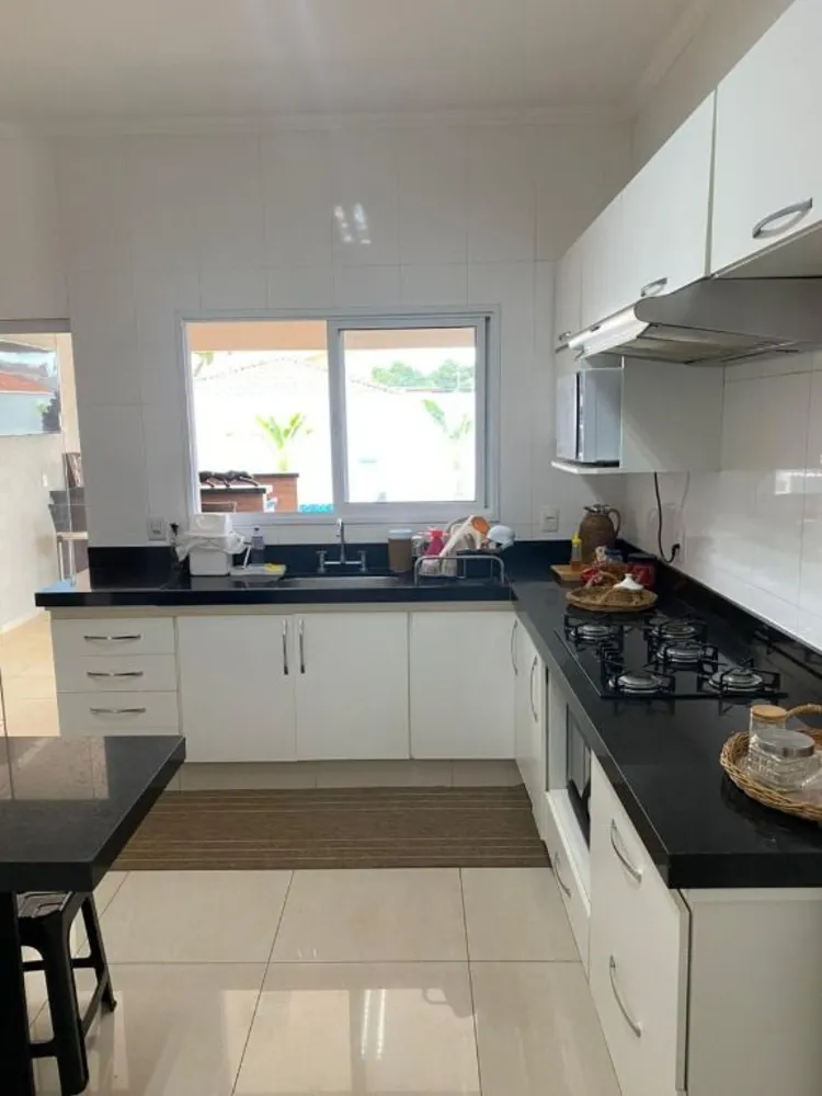 Casa, 3 quartos, 250 m² - Foto 3