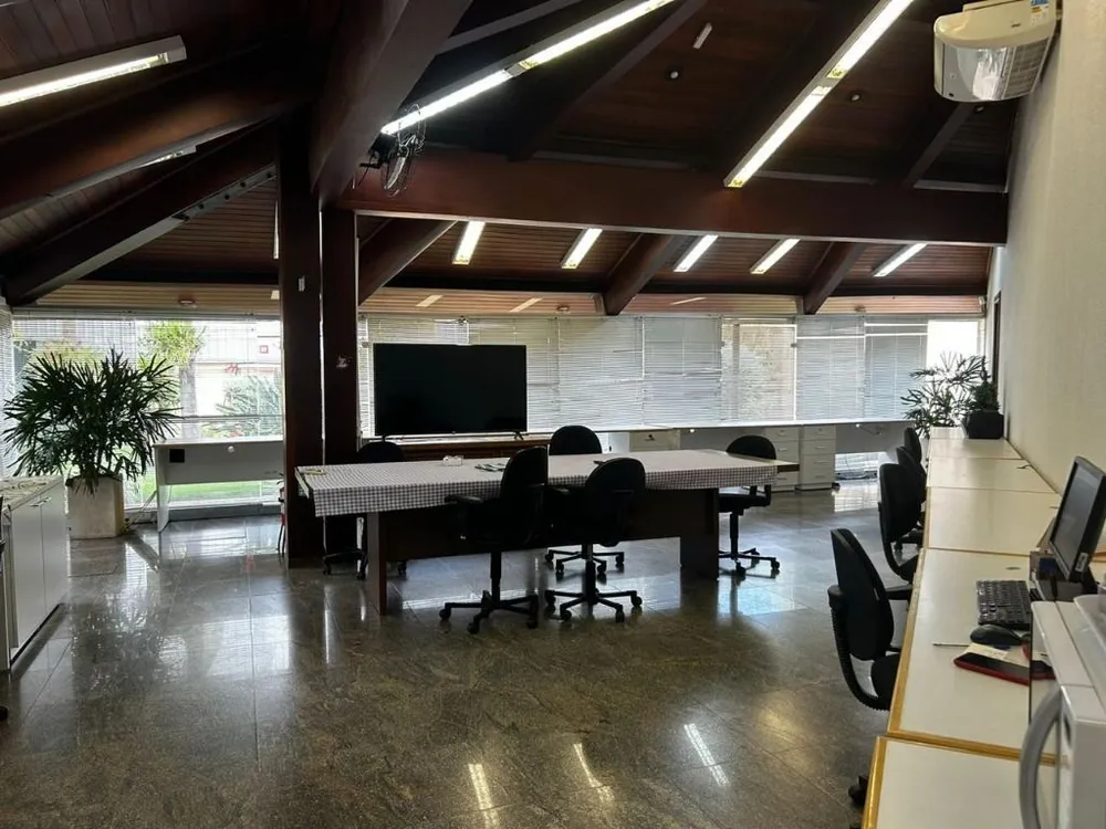 Loja-Salão, 1250 m² - Foto 1