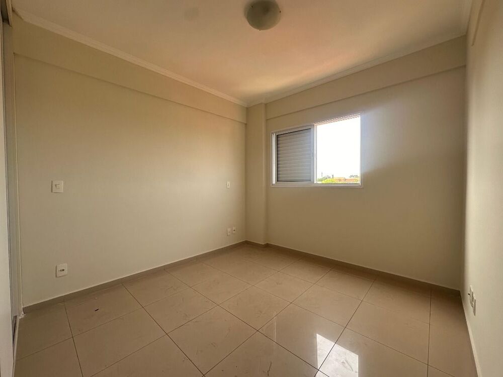 Apartamento à venda com 2 quartos, 72m² - Foto 3