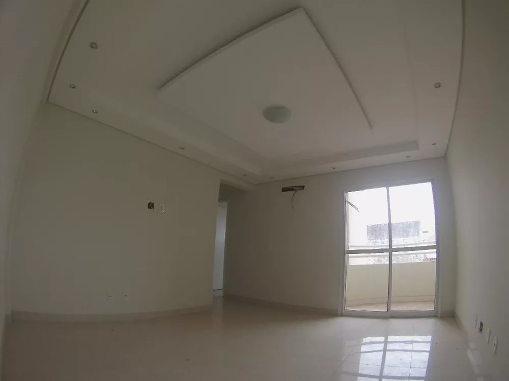 Apartamento à venda com 2 quartos, 67m² - Foto 1