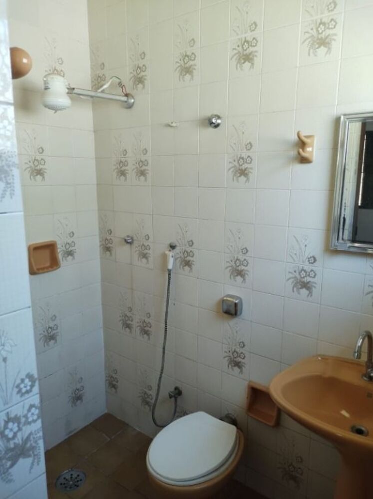 Casa à venda com 4 quartos, 128m² - Foto 3