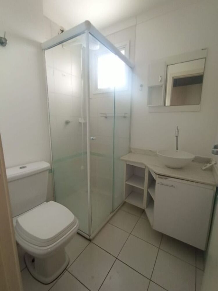 Apartamento para alugar com 3 quartos, 90m² - Foto 2