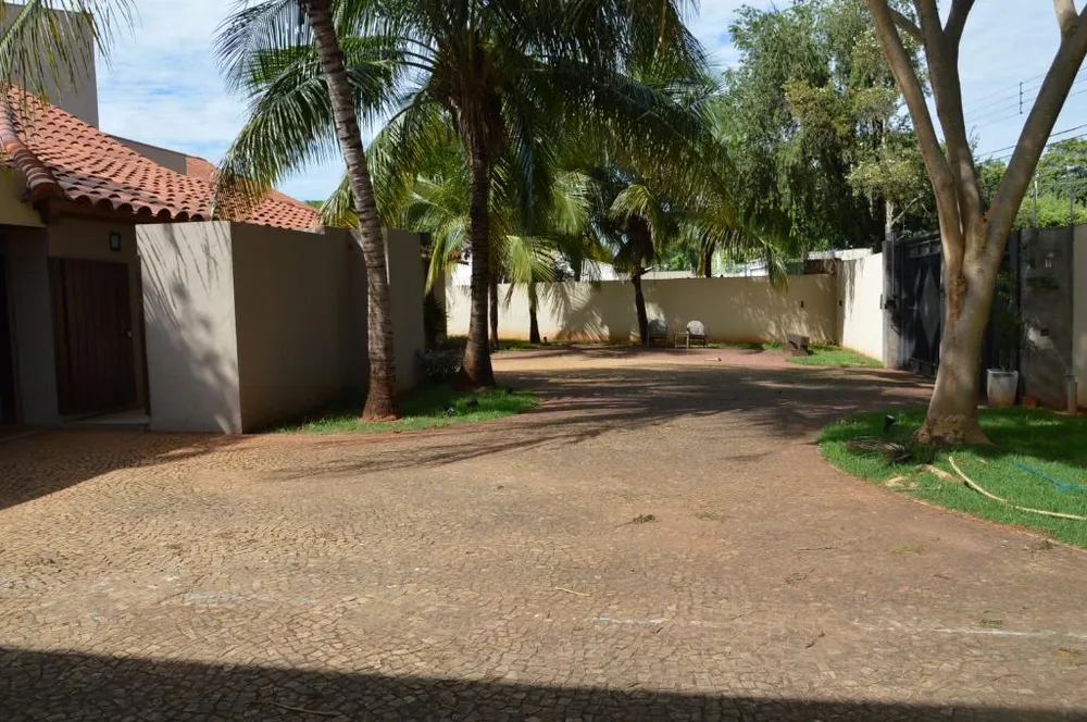 Casa, 4 quartos, 680 m² - Foto 1
